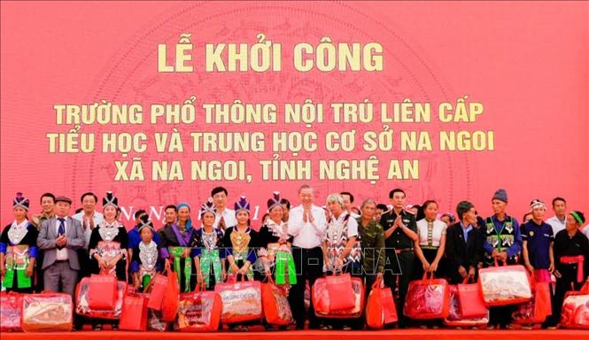 Tổng Bí thư Tô Lâm dự lễ khởi công trường nội trú liên cấp Na Ngoi, tỉnh Nghệ An -0