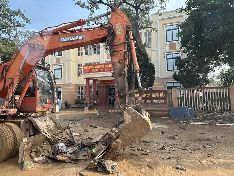 Petrovietnam kịp thời sẻ chia cùng người dân Thái Nguyên sau đợt mưa lũ lịch sử -2