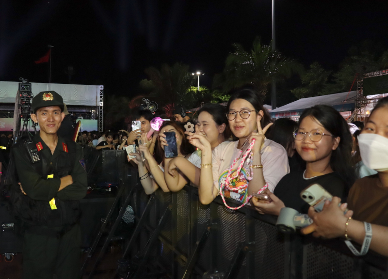 Công an Đồng Tháp đảm bảo an ninh an toàn giải Marathon Đất Sen hồng -0