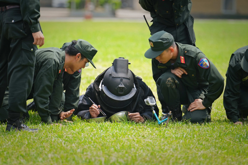 “Brave Soldier” episode 12: Revealing the real combat setting and special equipment of the Mobile Police force -0