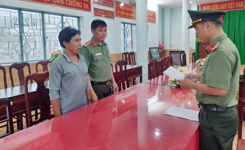 Khởi tố đối tượng đưa tàu cá ra vùng biển nước ngoài khai thác trái phép -0