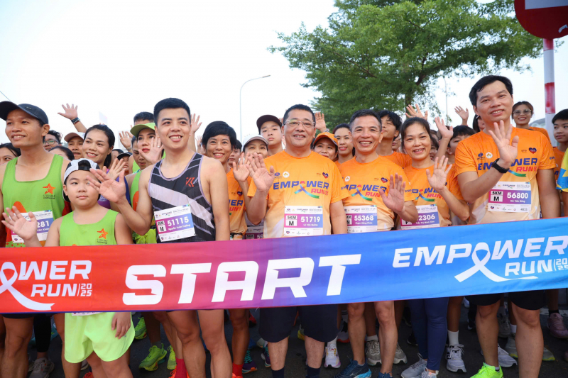 Hơn 3.000 người tham giai giải chạy gây quỹ vì bệnh nhân ung thư -0