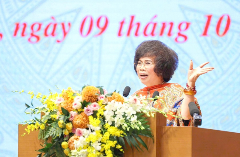 Anh hùng Lao động Thái Hương: Đề xuất tháo gỡ một số “điểm nghẽn” để kinh tế Việt Nam tăng tốc -0