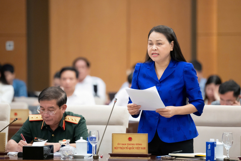 202510131050117496_z7110884131989_144a1cc71f651e32b7e1fbcb0ceb1fbe.jpg -0