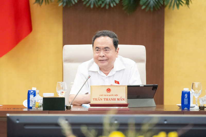 202510131513414522_z7111766034736_8967780e5f66bddf4e02634dc15f8f3e.jpg -0