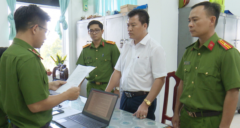 Truy tố cựu Giám đốc công ty lừa đảo 45 tỉ đồng -0