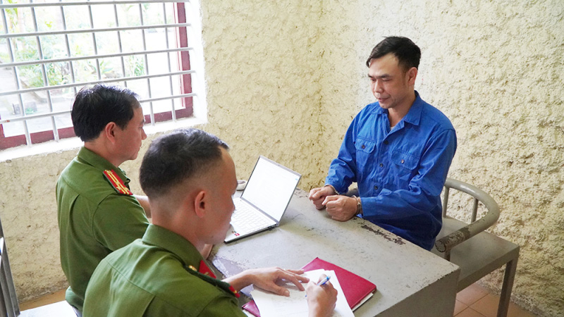 Vỏ bọc nhân ái che đậy âm mưu lừa đảo -0