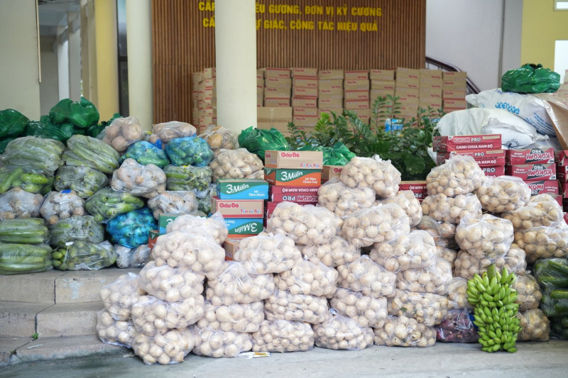 Công an Đồng Nai vận động hỗ trợ các tỉnh bị thiệt hại do bão lũ  -2