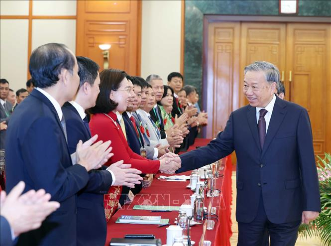 Tổng Bí thư Tô Lâm gặp mặt đại biểu Nông dân Việt Nam xuất sắc, Nhà khoa học của nhà nông năm 2025 -0