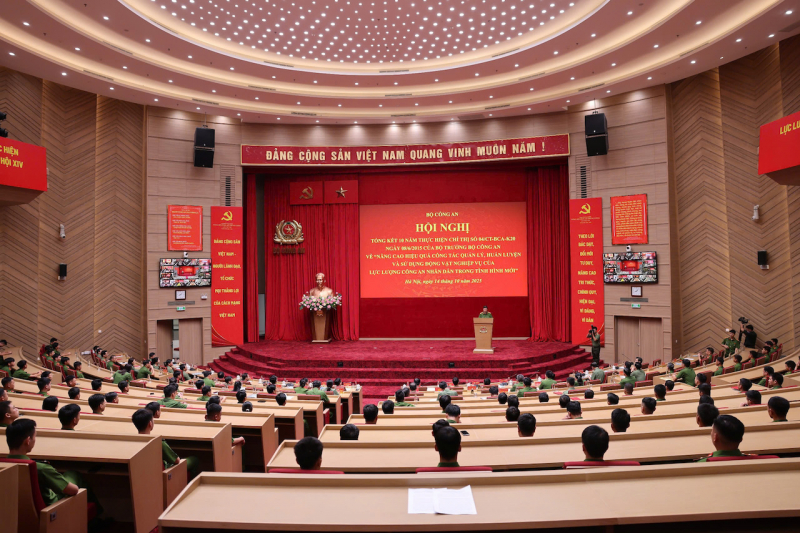 Phát huy vai trò của động vật nghiệp vụ trong đấu tranh phòng, chống tội phạm, tìm kiếm cứu nạn -0