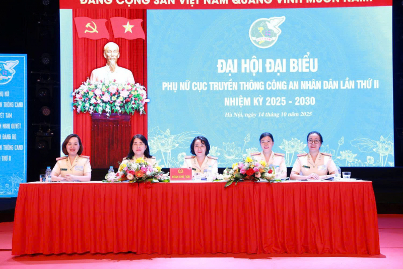 Phát huy bản lĩnh, trí tuệ, sáng tạo của phụ nữ Cục Truyền thông CAND -0