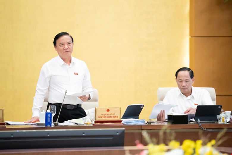 202510150939444652_z7117900666555_4e3780418ee040f58dac440d587e521a.jpg -0