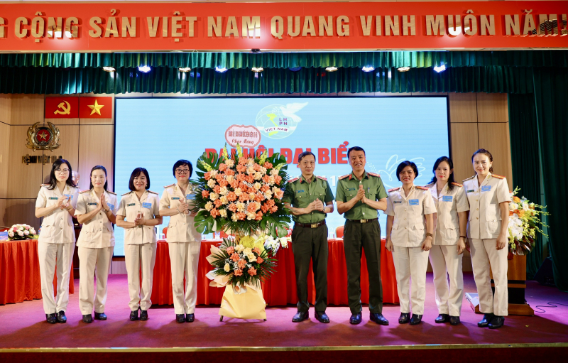 Hội Phụ nữ Bệnh viện 19-8 luôn đề cao tinh thần, trách nhiệm “Thầy thuốc như mẹ hiền” -0