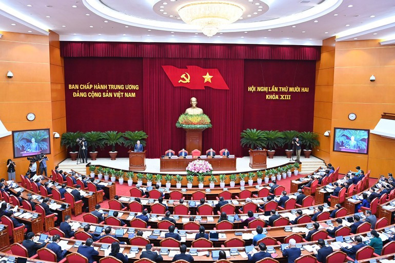 Dự thảo Báo cáo tổng kết 15 năm thi hành Điều lệ Đảng (2011-2025) và đề xuất, định hướng bổ sung, sửa đổi Điều lệ Đảng -0