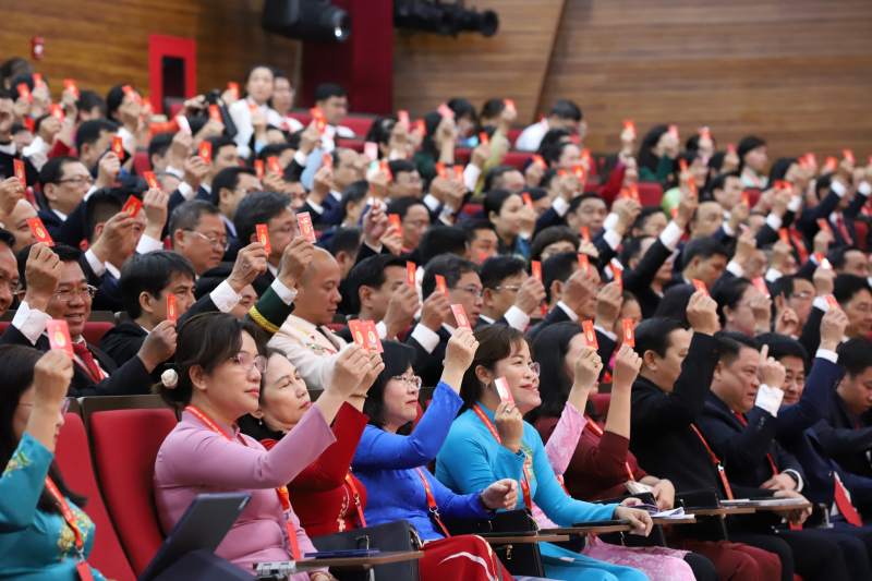 Bế mạc Đại hội đại biểu Đảng bộ TP Hồ Chí Minh lần thứ I -0