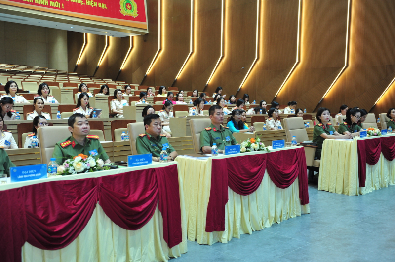 Bản lĩnh chính trị vững vàng của nữ chiến sĩ An ninh điều tra tra -0