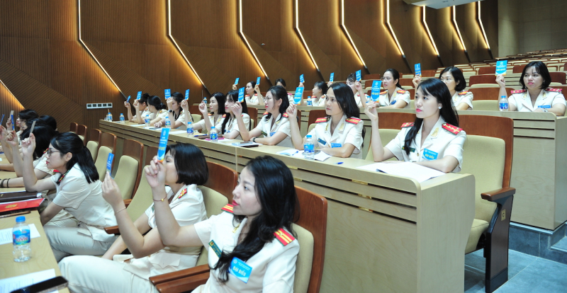 Bản lĩnh chính trị vững vàng của nữ chiến sĩ An ninh điều tra tra -0