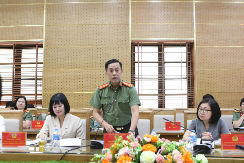 Hoàn thiện lý luận và nâng cao hiệu quả công tác truyền thông chính sách đảm bảo ANTT -0