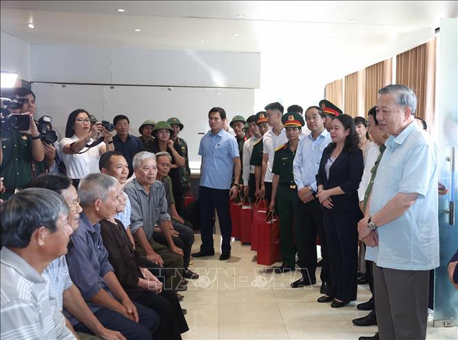 Tổng Bí thư Tô Lâm kiểm tra công tác khắc phục hậu quả bão, lụt tại Thái Nguyên -1