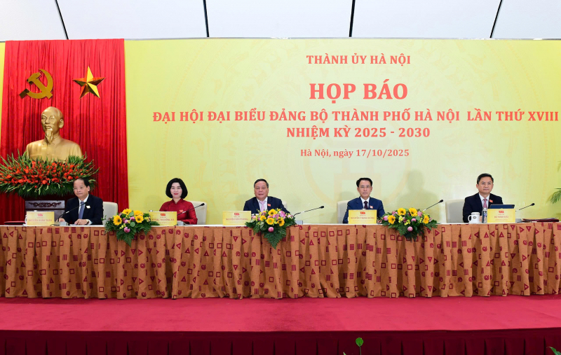 Hà Nội tiên phong, gương mẫu trong thực hiện chuyển đổi số -0