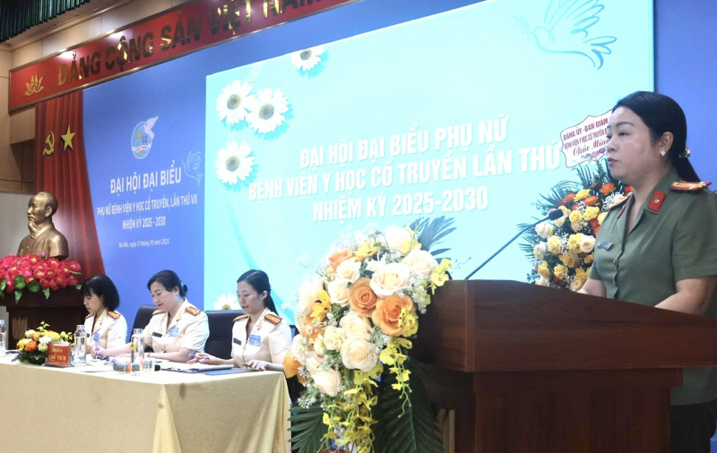 Phụ nữ Bệnh viện Y học cổ truyền -0