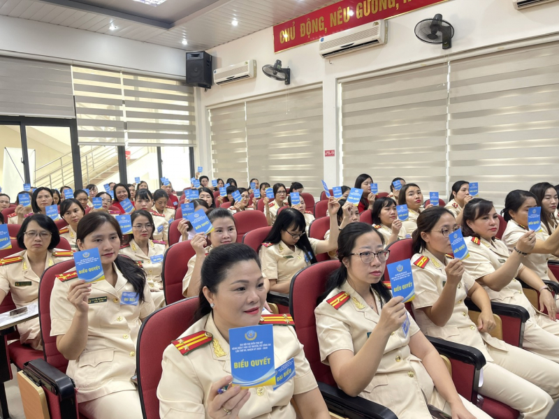 Phụ nữ Bệnh viện Y học cổ truyền -0