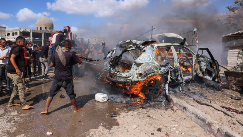 Israel dội hỏa lực vào một chiếc xe ở Gaza, gia đình 11 người thiệt mạng -0