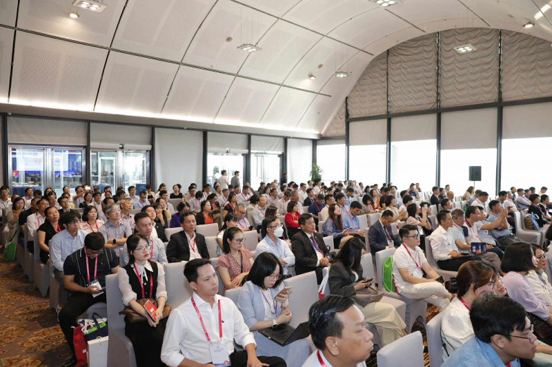 Mỗi năm Việt Nam có 200.000 người tử vong vì bệnh tim mạch  -0