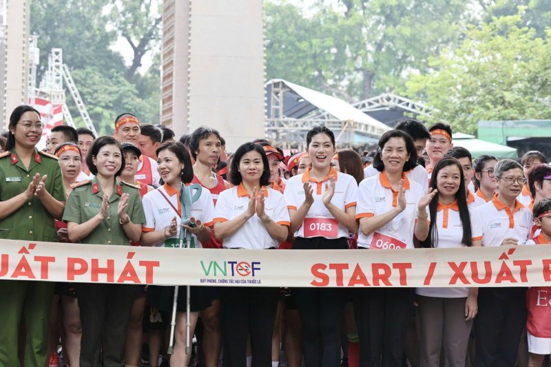 Hơn 1.000 người tham gia giải 