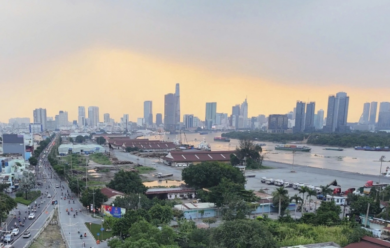 Từ “đất vàng” đến “đất thiêng”: lựa chọn của lòng tự trọng đô thị -1