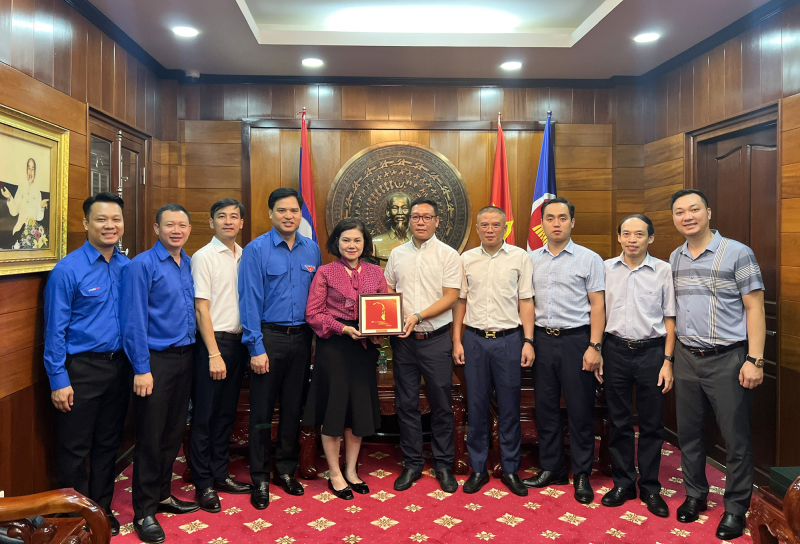 Gắn kết Việt – Lào từ những việc làm giản dị mà ý nghĩa -0