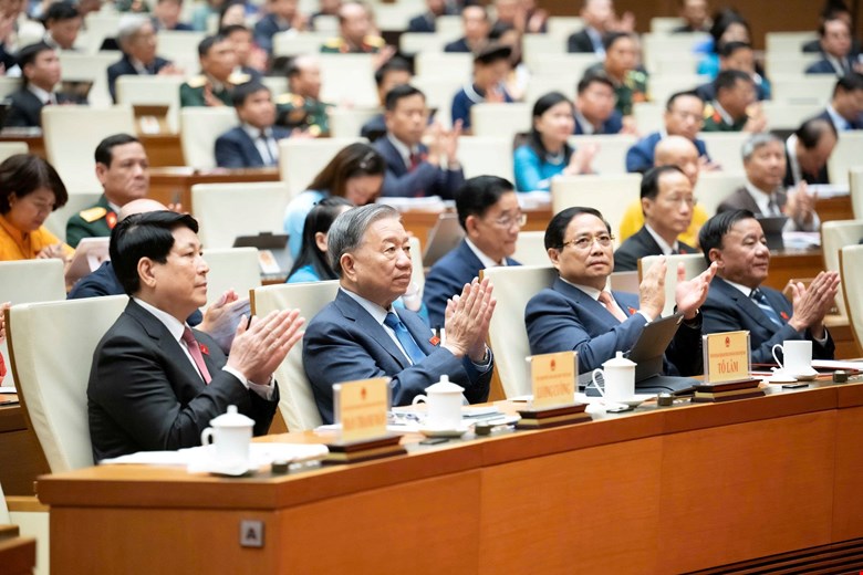 Cử tri ghi nhận lực lượng Công an tấn công mạnh mẽ tội phạm lừa đảo qua mạng, buôn bán hàng giả -0