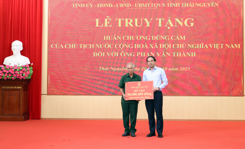 Vinh danh tấm gương quên mình cứu người trong lũ dữ ở Thái Nguyên -0