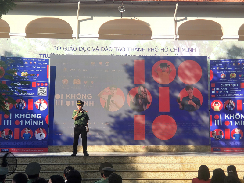 Cùng nhau xây dựng “lá chắn an toàn” bảo vệ học sinh, sinh viên -1