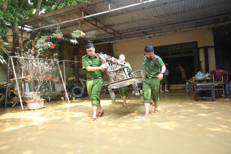 Bài 1: Lỗi không chỉ thiên tai -0