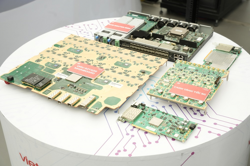 Lần đầu thiết bị viễn thông do Việt Nam sản xuất chinh phục  “tiêu chuẩn vàng” toàn cầu -0