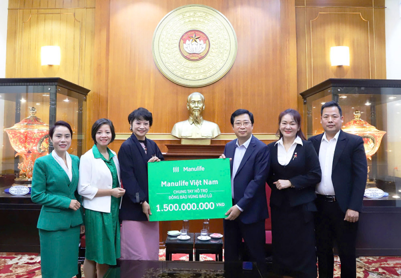 Manulife quyên góp 1,5 tỷ đồng hỗ trợ đồng bào miền Bắc bị ảnh hưởng bởi thiên tai -0