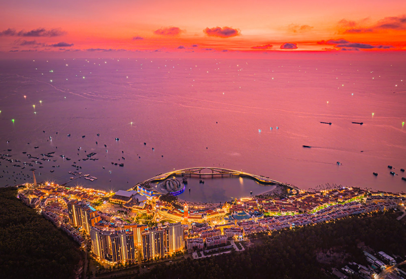 Phú Quốc “bùng nổ” khách quốc tế cuối năm tạo “cơ hội vàng” cho thị trường nghỉ dưỡng -0