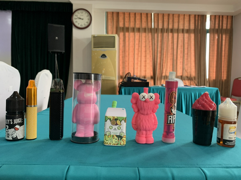 Thuốc lá điện tử đầu độc giới trẻ -0