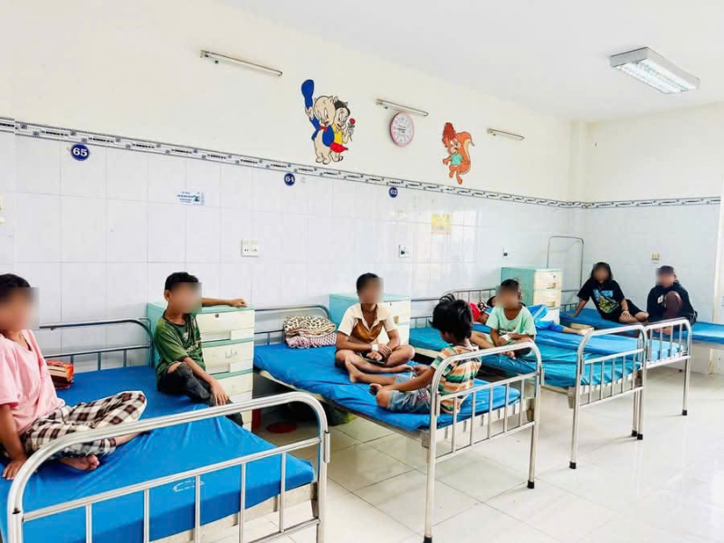 “Thần y mạng” chữa bệnh bằng độc dược -1