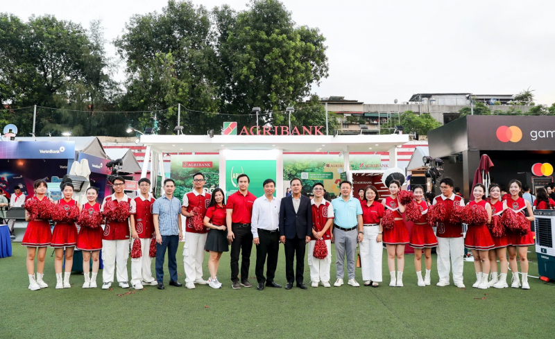 Agribank mang sản phẩm công nghệ cực chất đến Ngày thẻ Việt Nam 2025 -3