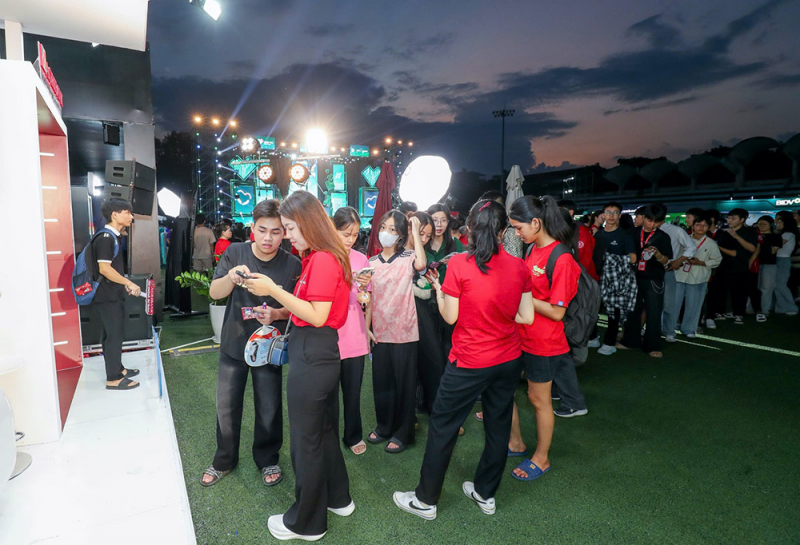 Agribank mang sản phẩm công nghệ cực chất đến Ngày thẻ Việt Nam 2025 -1