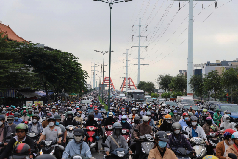 Mengatasi kesesakan lalu lintas tempatan di Bandar Ho Chi Minh sebelum Tahun Baru Imlek -0