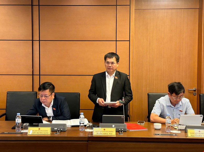 Đề nghị xây dựng chuẩn năng lực số cho học sinh, thí điểm mô hình hướng nghiệp đột phá -0