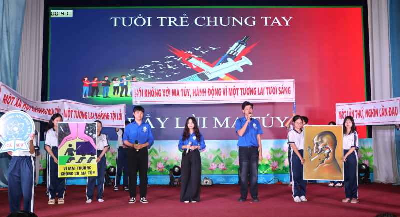 Tuổi trẻ Cà Mau chung tay đẩy lùi ma túy -0