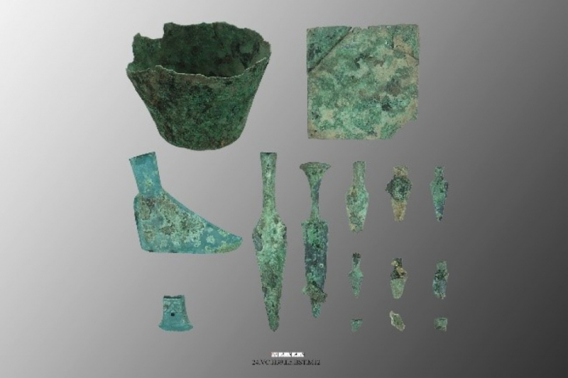 Trưng bày chuyên đề và công bố kết quả khai quật di chỉ khảo cổ học Vườn Chuối năm 2025 -1