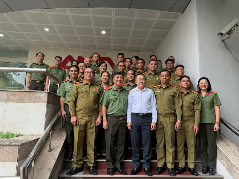 Nâng cao nghiệp vụ báo chí, truyền thông cho cán bộ, Bộ Công an Lào -0