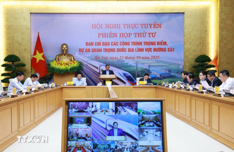 Thủ tướng Phạm Minh Chính chủ trì họp thúc đẩy các dự án đường sắt -0