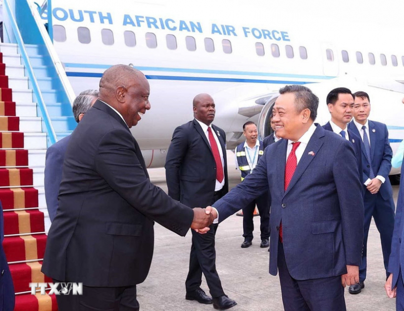 Tổng thống Nam Phi Matamela Cyril Ramaphosa đến Hà Nội, bắt đầu thăm Việt Nam -0