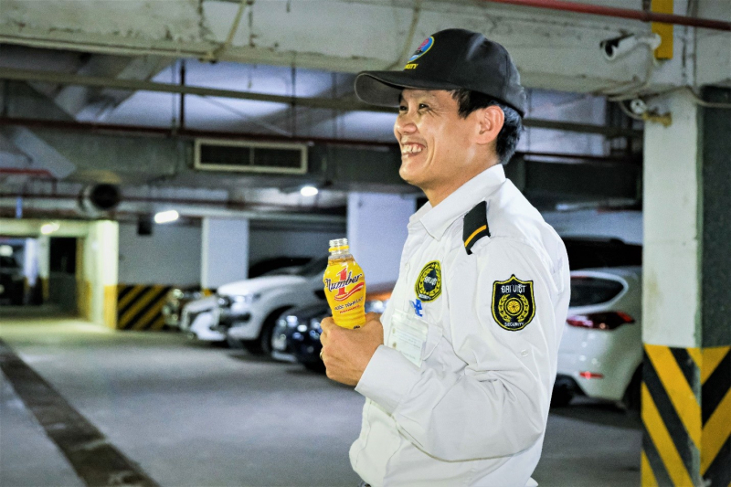 Người gác đêm và hành trình bền bỉ giữ lửa đam mê  -0